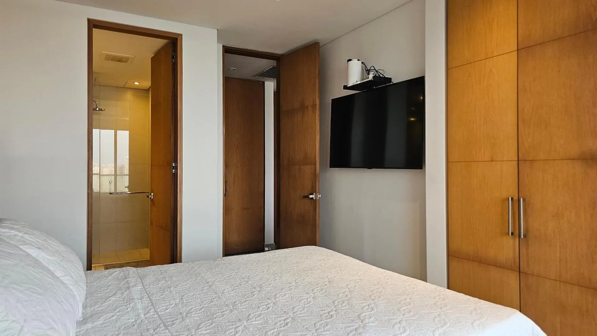 Apartamentos Condominio H2 Bocagrande Por Parceros Group Cartagena 0*,  Colômbia
